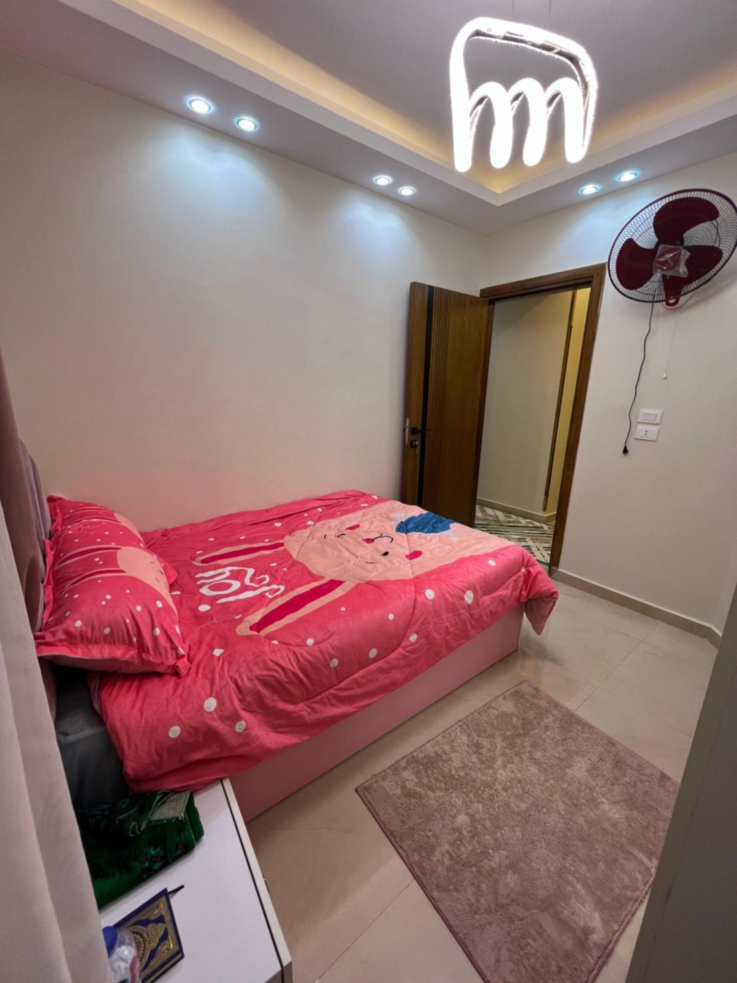 Stylish Super Deluxe 4br Apartment, 10 Min To Pyramids *