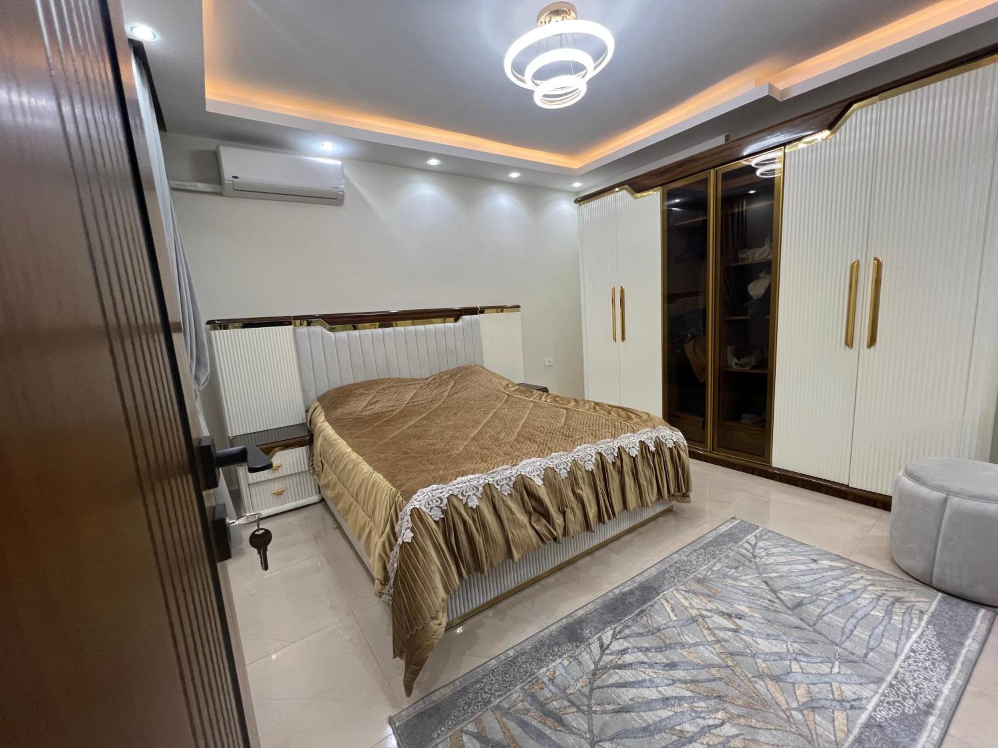 Stylish Super Deluxe 4br Apartment, 10 Min To Pyramids Apartment Cairo