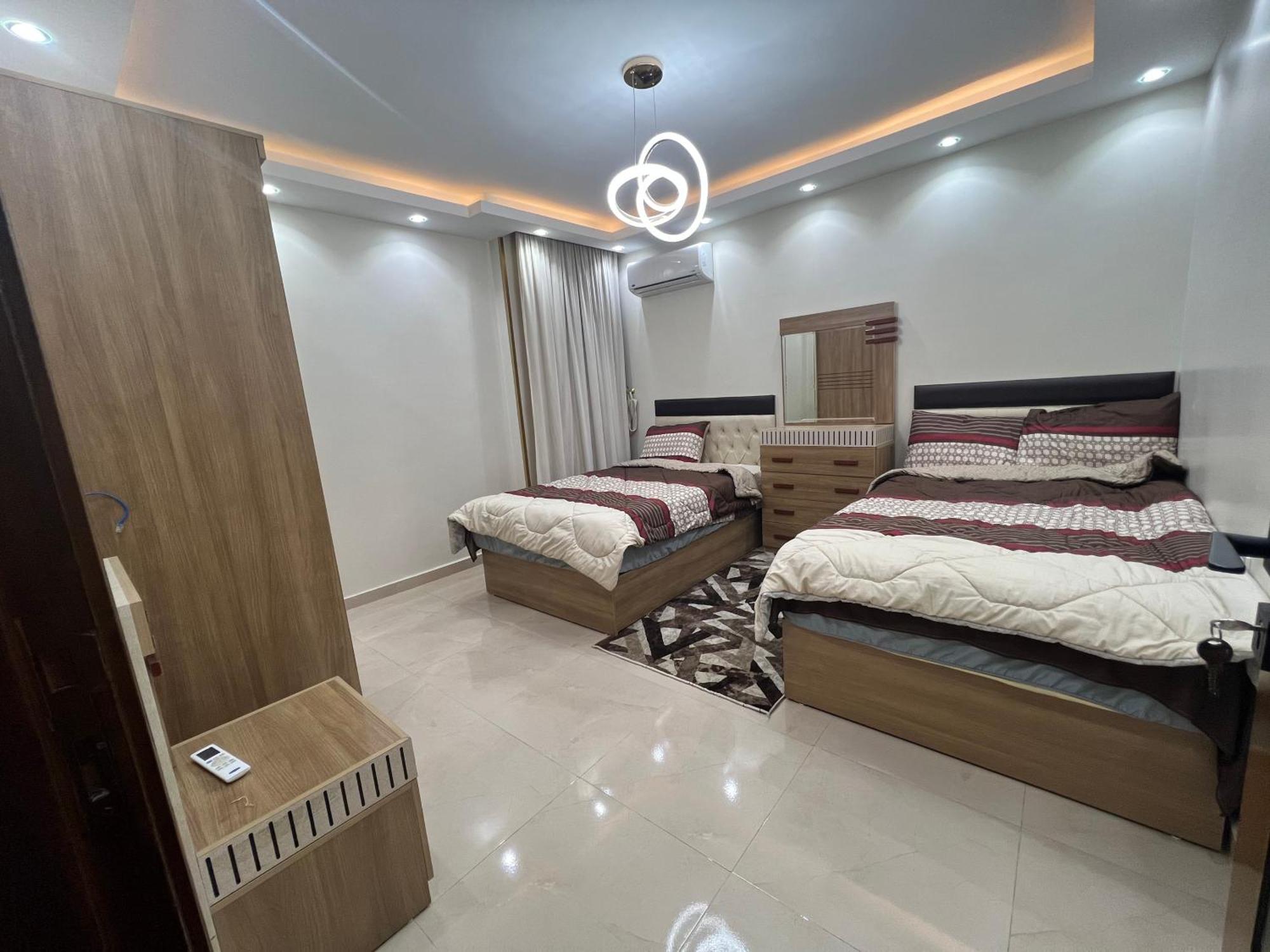 Apartment Stylish Super Deluxe 4br Apartment, 10 Min To Pyramids